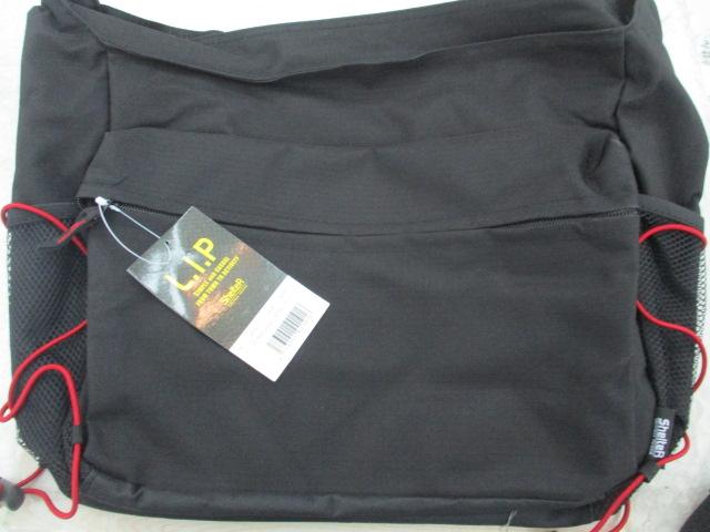 LIP-03ショルダーバックブラック