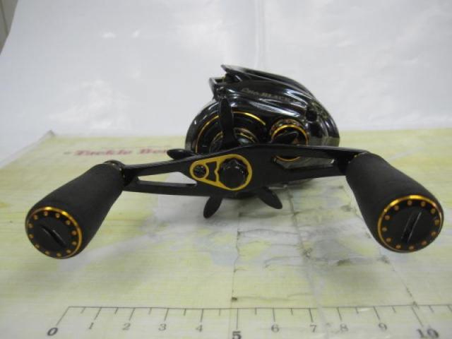 AbuGarcia - 【中古/美品】 アブガルシア  レボ ブラック 10-L   /P242M AbuGarcia - 【中古/美品】 アブガルシア レボ ブラック 10-L