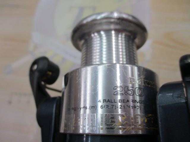 エンブレムZ 2500iT