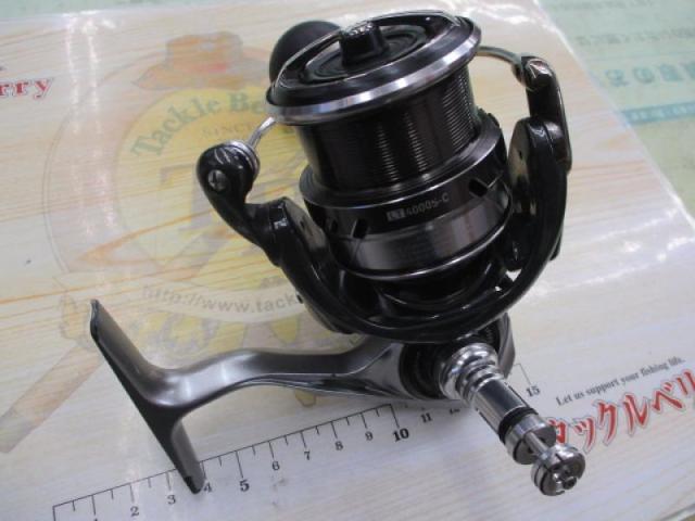 カルディアLT4000C ダイワ スピニングリール 25カルディア LT4000-C: 釣具の