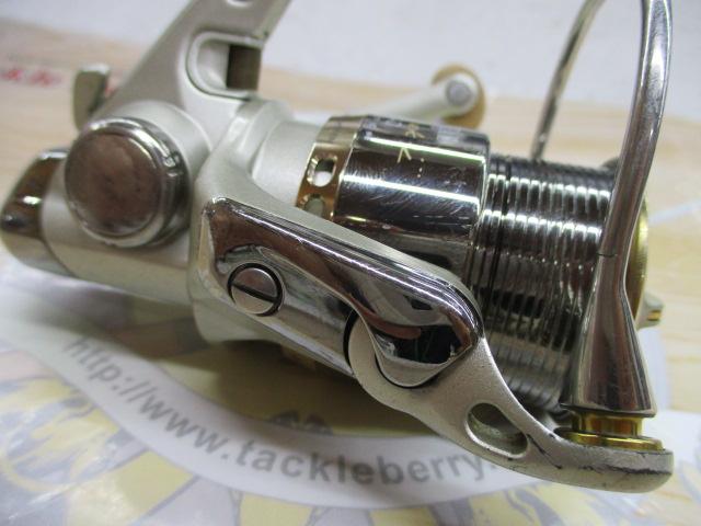 シルバークリークＺ　２００４Ｃ DAIWA ダイワ リール スピニングリール シルバークリーク-Z