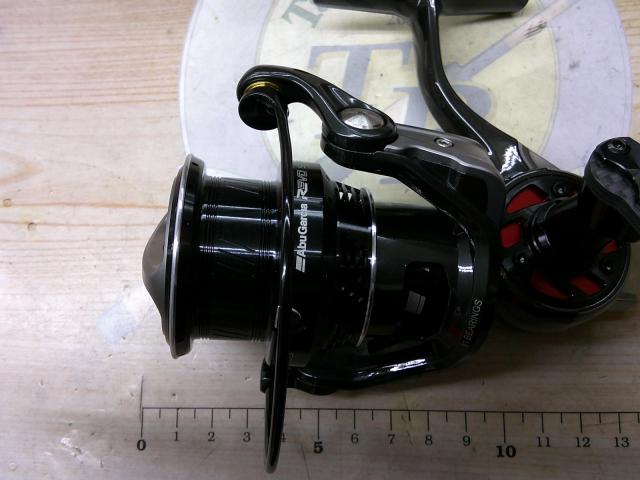 リール REVO ROCKET3000S Abu Garcia REVO Rocket 3000S Spinning Reel 0036282066052