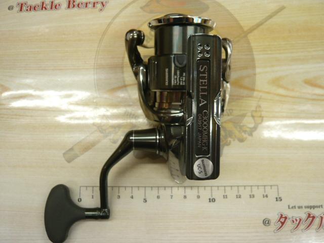 22 ステラ C3000MHG　美品 シマノ 22 ステラ C3000MHG (2022年モデル) スピニングリール