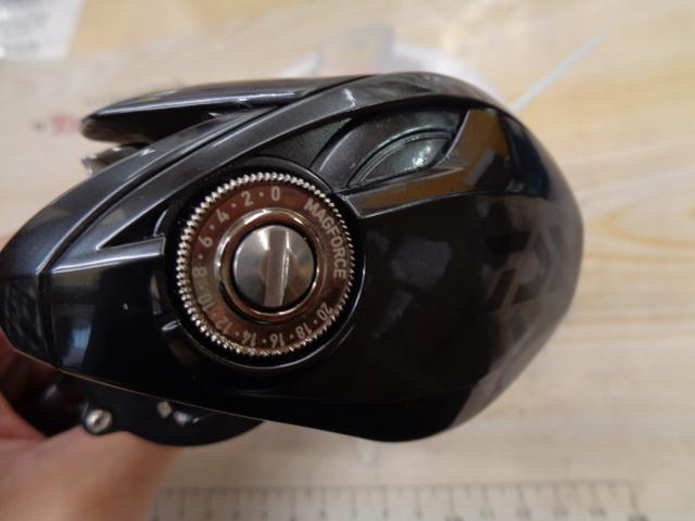 タトゥーラ400 ダイワ タトゥーラ TW 400 (リール) 価格比較 - 価格.com