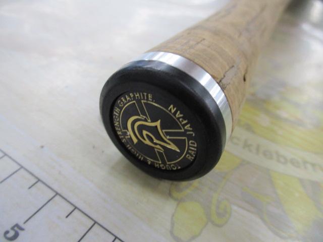 グラディエーターG-611HTCバリケード