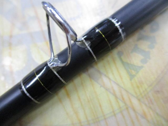 グラディエーターG-611HTCバリケード