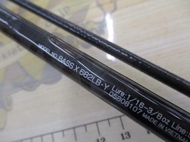 Daiwa BASS X バスロッド 682MLS・Y 訳あり】ダイワ バス X 682LB・Y 2019モデル (ベイト2ピース
