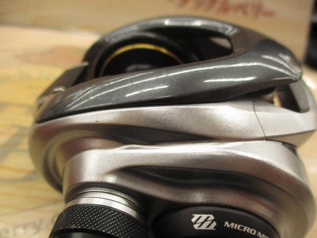 シマノ 13メタニウム RH ノーマルギア Amazon | シマノ(SHIMANO) ベイトリール 13 メタニウム LEFT (左