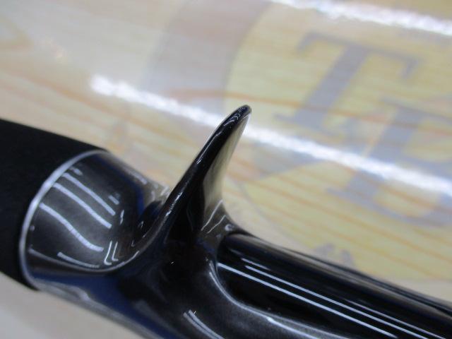 ハードロッカー B76H