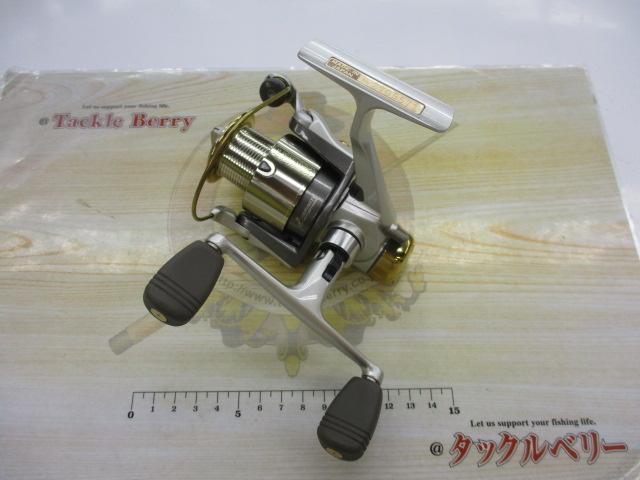リール Daiwa TOURNAMENT Z 2500iT ダイワ トーナメントZ 2500iT - メルカリ