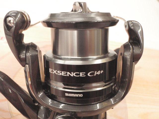 SHIMANO - 12エクスセンス ci4+ C3000M 新品未使用 シマノ(SHIMANO) 12エクスセンスCI4+ C3000HGM ☆セール特別割引