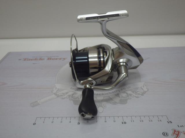 19ストラディック 2500S