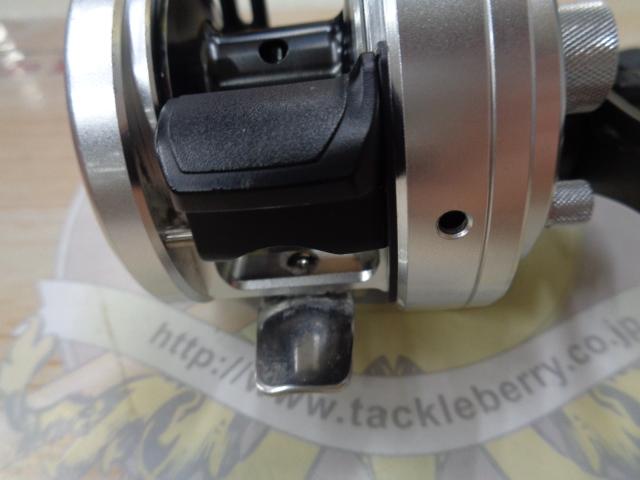 シマノ(SHIMANO) 12カルカッタ 200 右 028334｜アウトドア用品