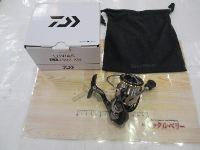 【良品】ダイワ20 ルビアス FC LT 2500-XH リール中古　箱付 良品】ダイワ20 ルビアス FC LT 2500-XH リール中古 箱付