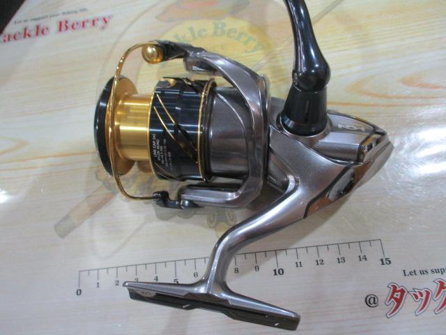 16ヴァンキッシュ4000HG 4000Mスプール付 Amazon | シマノ(SHIMANO) スピニングリール 16 ヴァンキッシュ