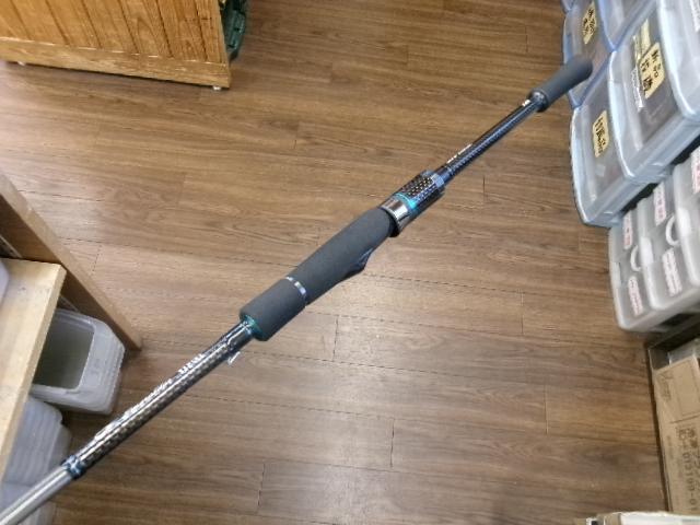 エメラルダスストイスト AGS84M