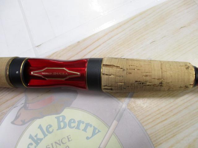 18 ワールドシャウラ 2831R-2 スーパーレッド SIMANO18ワールドシャウラ2831R-2 シマノ(SHIMANO) 18ワールド