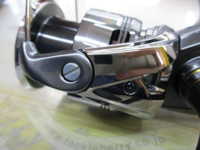 【中古/美品】 シマノ 24 ツインパワー 4000XG 夢屋 EVAパワーラウンドノブ付 /O071M | フリマアプリ ラクマ