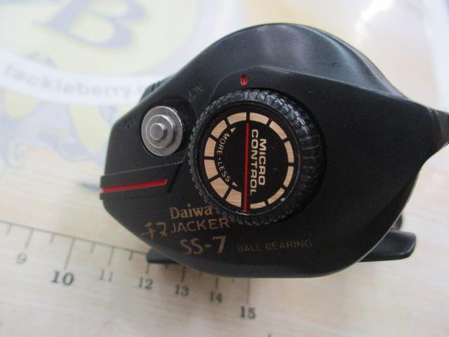 ロッド/RYOBI 孤島 リール/DAIWA JACKER SS-7 チヌ　セット　ダイワ　リョービ ロッド/RYOBI 孤島 リール/DAIWA JACKER SS-7 チヌ セット