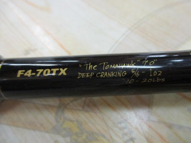 デストロイヤー F4-70TX(トマホーク)