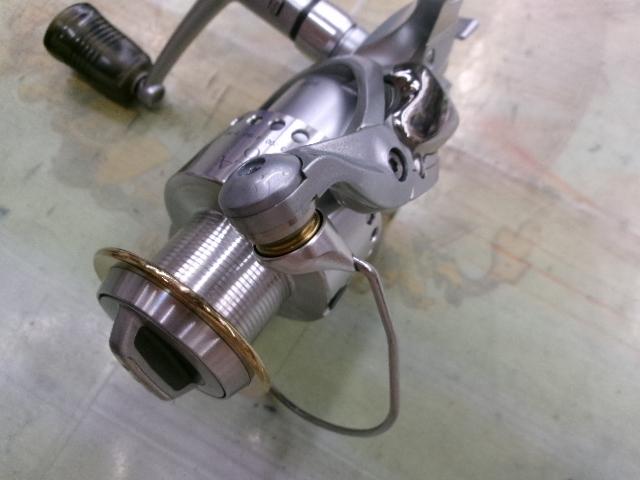 美品！！　シマノ　98　ステラ　4000　ＤＨ　ＳＴＥＬＬＡ 　　シマノ最高級モデル　ダブルハンドル+取付ボルトセット シマノ スピニングリール ステラ 4000 98 公式通販