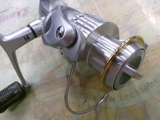 美品！！　シマノ　98　ステラ　4000　ＤＨ　ＳＴＥＬＬＡ 　　シマノ最高級モデル　ダブルハンドル+取付ボルトセット シマノ スピニングリール ステラ 4000 98 公式通販