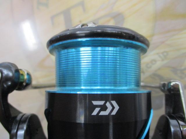 【新品未使用】21 エメラルダス AIR FC LT2500S-DH ダイワ エメラルダス AIR FC LT2500S-DH (リール) 価格比較