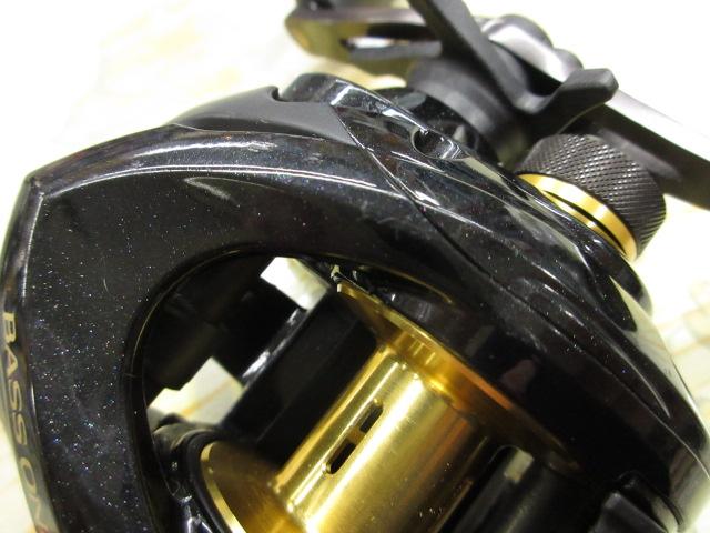 シマノ バスワン XT 150 右ハンドル（ベイトリール)