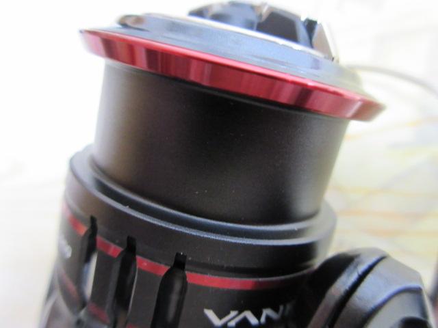 Spinning Reel 20 VANFORD C2000S Gear Ratio 5.1:1 Fishing Reel IN BOX