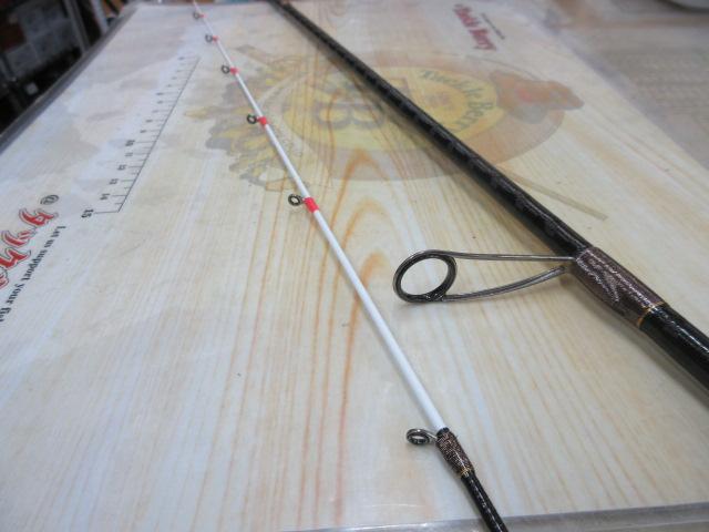 セフィアエクスチューン S806MLS