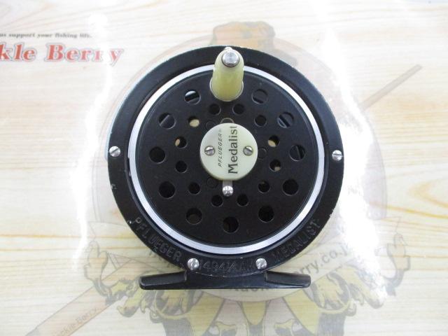 フライリール フルーガー メダリスト 1494 1/2 PFLUEGER Pflueger Early Medalist 1494 Round Line Guard