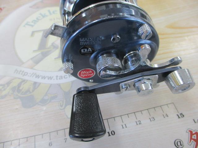 アブ5500c スポーツサウルスチャンピオングリップTeam漁師ロッドセット アンバサダー 5500 CS ロケット ウォブラー スペシャル