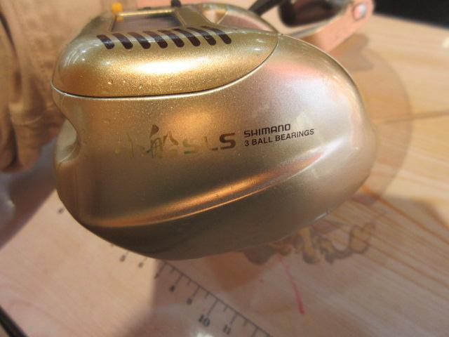 シマノ小船SLS C800 ＆ C2000 【機関良好】シマノ 小船 SLS C800｜スポーツ、レジャー