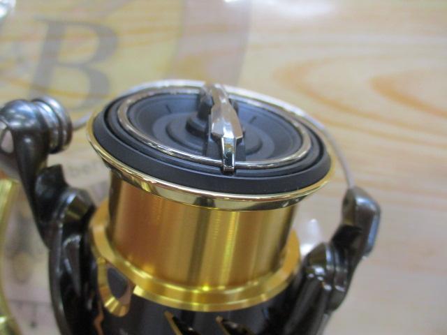 20ツインパワー 2500S｜＠ベリーネット 日本最大新品中古釣具WEB