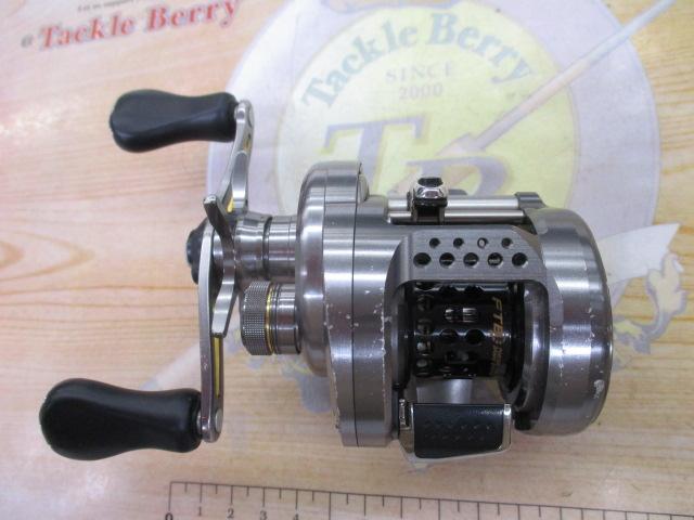 Amazon | シマノ(SHIMANO) ベイトリール 両軸 17 カルカッタコン