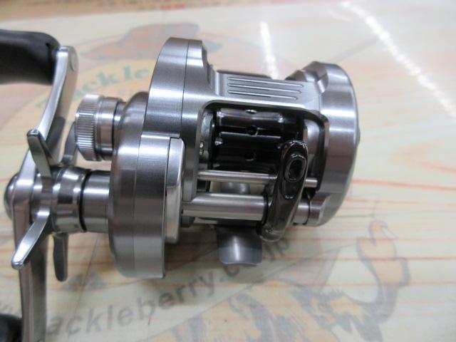SHIMANO - シマノ 19カルカッタコンクエスト  DC 200 新品未使用 シマノ カルカッタコンクエストDC200 RIGHT : フィッシング相模