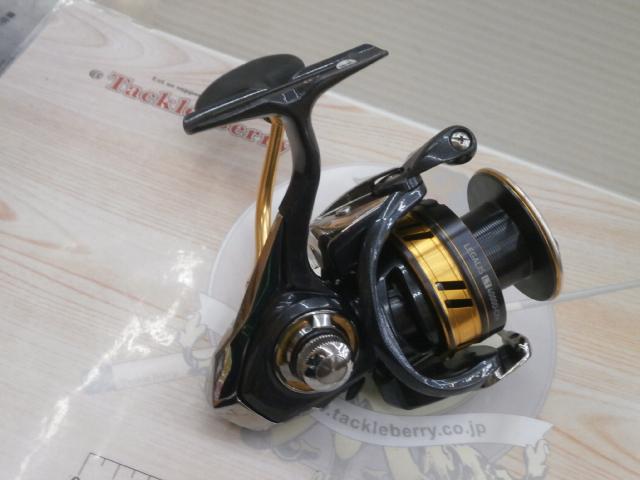 ダイワ 18 レガリス LT 4000D-CXH LEGALIS DAIWA スピニング