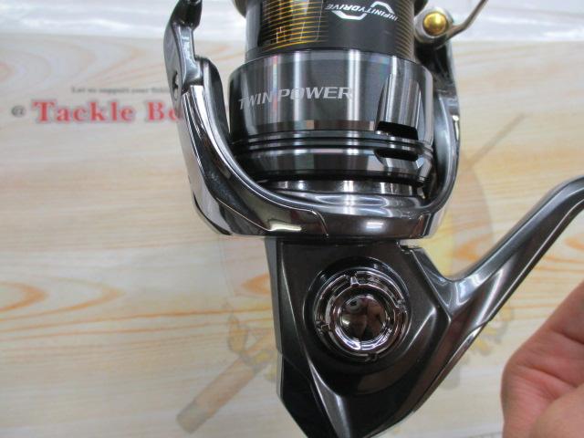 【未使用】シマノ 24 ツインパワー 4000MHG 新商品】シマノ「24ツインパワー4000」 | 釣具のポイント