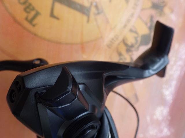 Amazon.com : Shimano Reel Spinning Reel Bass 18 ekususensu