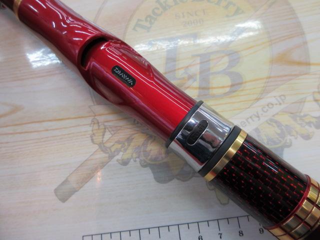 美品 ダイワ トーナメントサーフ T27-425 ﾀﾞｲﾜ 20 ﾄｰﾅﾒﾝﾄｻｰﾌT 27-425・R(振出)【即日発送】(27-425・R