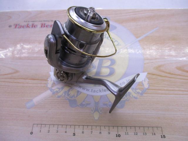 【美品】シマノ 11 ツインパワー C2000HGS y8069 11ツインパワー C2000HGS - 山籠りにいきます