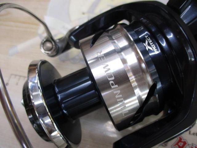 SHIMANO シマノ ツインパワー 8000 スピニングリール 箱付き ﾂｲﾝ