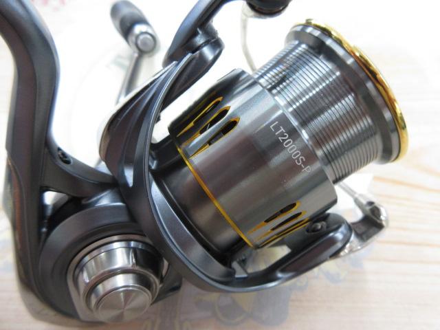 ダイワ　エアリティ　LT2000S-P 中古品です。 23エアリティ LT2000S-P｜＠ベリーネット 日本最大新品中古釣具