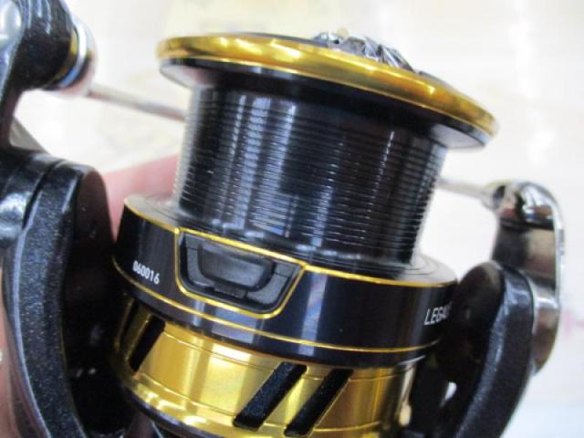 ダイワ レガリス LT3000-CXH (リール) 価格比較 - 価格.com