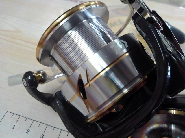 ダイワ(Daiwa) 20ルビアス LT4000-CXH 00060212｜アウトドア用品