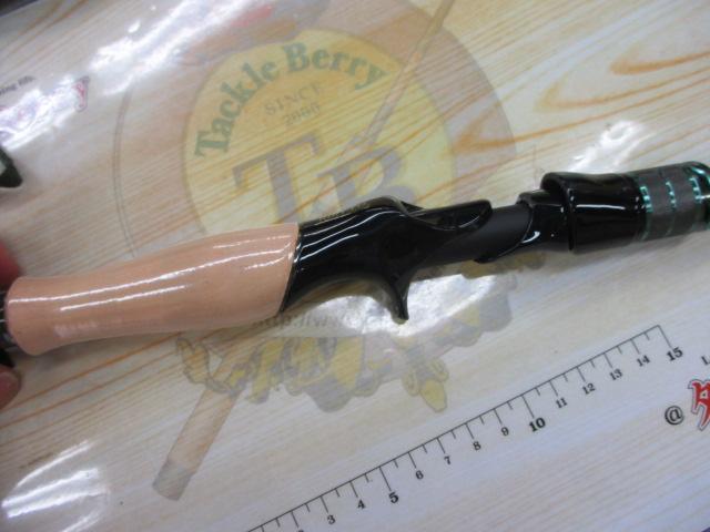 オロチX10 F5-70XT 2P BANDERSNATCH