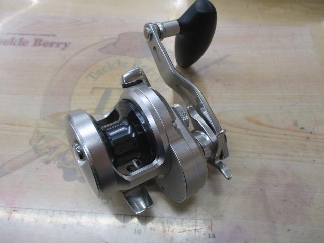 Amazon | シマノ(SHIMANO) ベイトリール 両軸 ジギング 17
