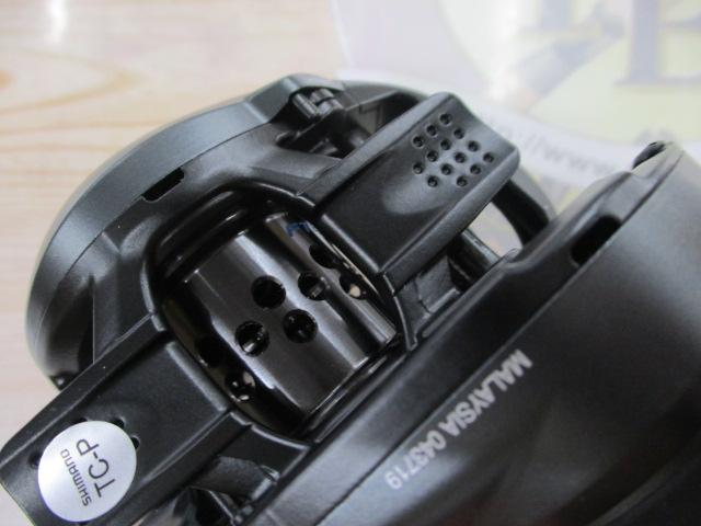 21SLX BFS XG LH リール シマノ '21 SLX BFS XG・右ハンドル - フィッシングショップ