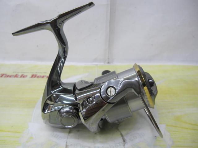 SHIMANO - daiシマノ 18 ステラ 1000SSSPG 完全新品 送料無料 Amazon | シマノ(SHIMANO) スピニングリール 18 ステラ
