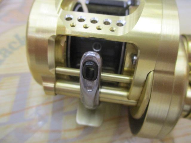 シマノ(SHIMANO) カルカッタ コンクエスト 101HG LEFT 034380